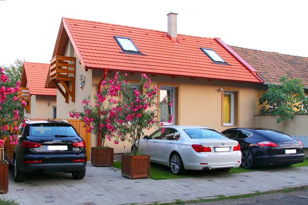 Apartman Gondola Győr Exterior foto
