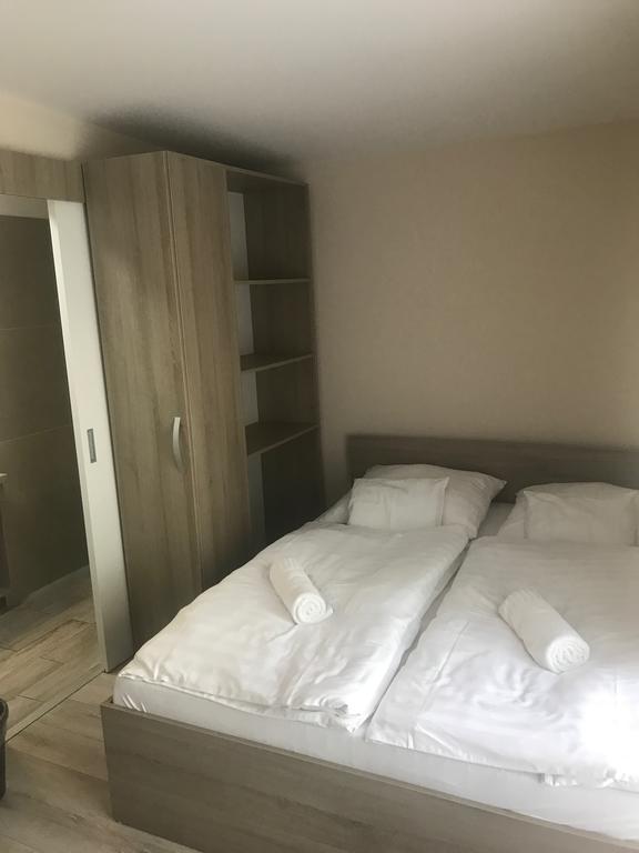 Apartman Gondola Győr Exterior foto
